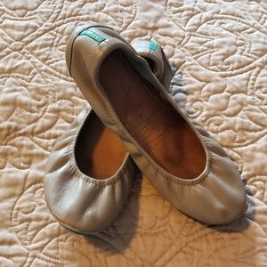 Tieks toupe size 6